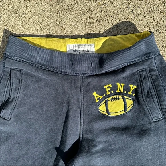 Abercrombie and Fitch Navy blue sweatpants yellow AFNY football patch Medium - Picture 2 of 4